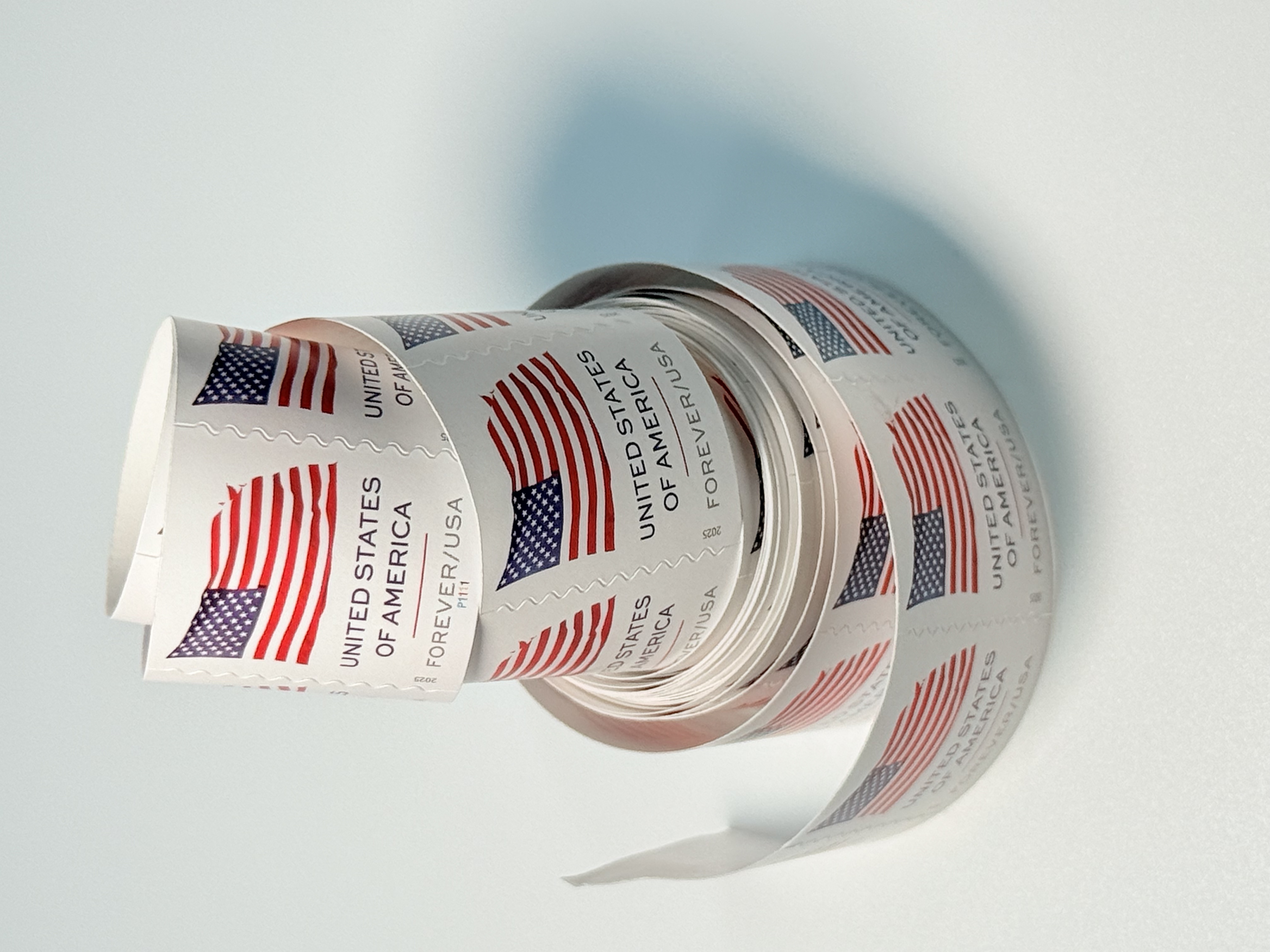 2025 U.S. Flag Stamps Roll 100 pcs - Forever Stamps